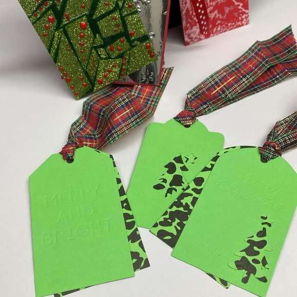 Lot of Handcrafted Christmas Tags for Gifts - Picture 12 of 16